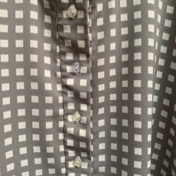 Maxi Cutout Checkered Dress - Picture 2 of 5